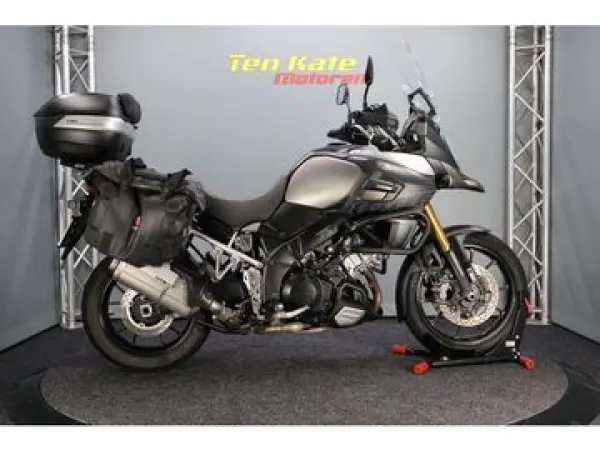 2015 Suzuki V-Strom DL 1000 - €5,740 (1/1)