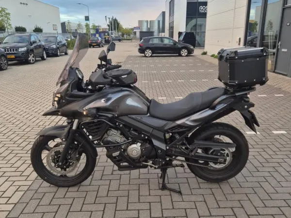 2013 Suzuki V-Strom 650 - € 5.995 · Bieden (1/1)