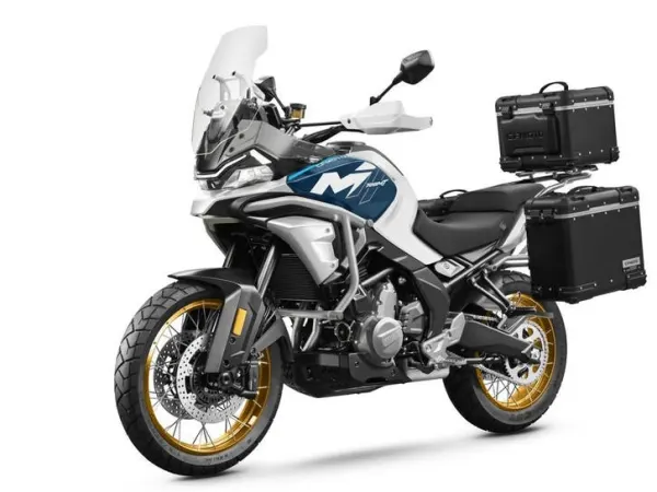 2025 Cfmoto 700 MT Adventure (NIEUW) - € 7.999 (1/1)