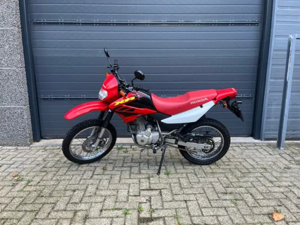 2004 Honda XR 125 L - € 2.000 · Bieden (1/1)
