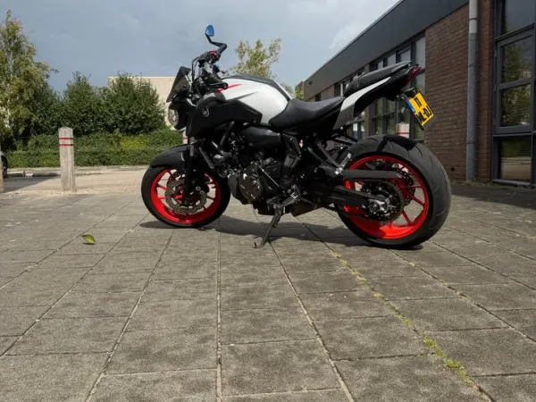 2019 Yamaha MT-07 - € 5.500 · Bieden (1/1)