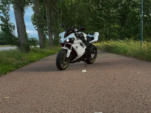 Bouwjaar onbekend Yamaha Motoren - € 8.500 · Bieden (1/1)