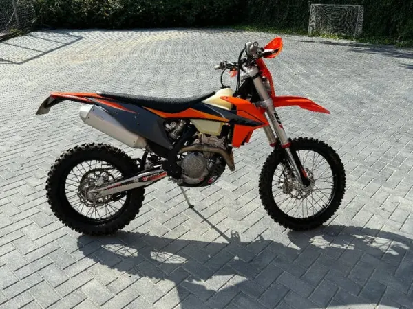 2021 KTM EXC-F 250 2021-Slechts 33 uur, Nieuwe Banden! - €7,950 · Bidding (1/1)