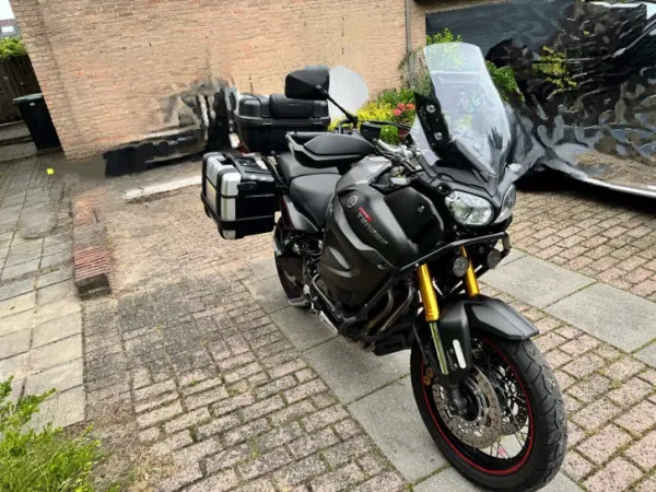 2014 Yamaha Motoren - € 9.950 (1/1)