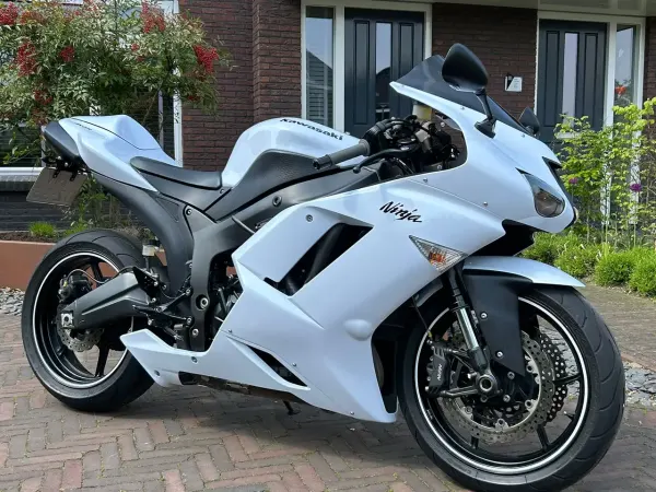 2008 Kawasaki Ninja ZX-6R - €6,000 (1/1)