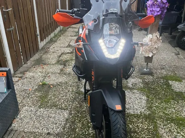 Bouwjaar onbekend KTM 1090 Adventure - € 8.550 · Bieden (1/1)