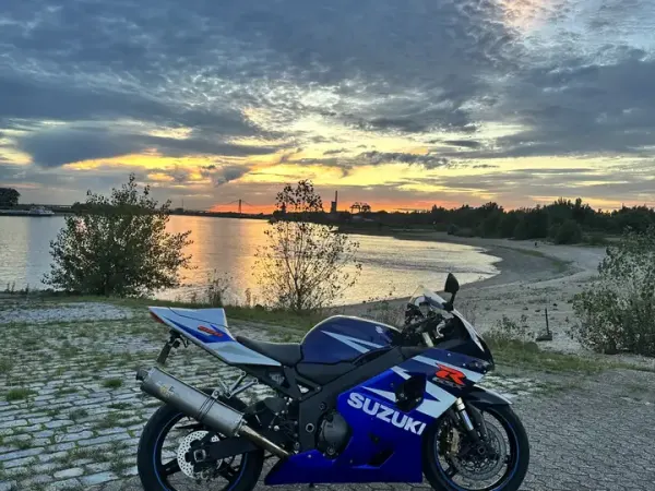 2004 Suzuki GSX-R 600 - € 5.499 (1/1)