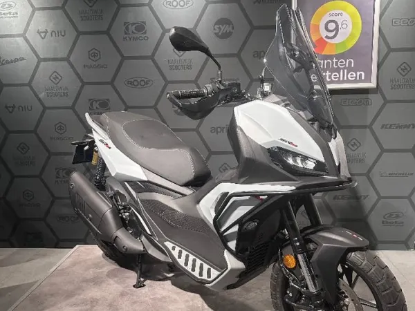2026 Aprilia SR GT 400 2026 955KM BTW - €7,095 (1/1)
