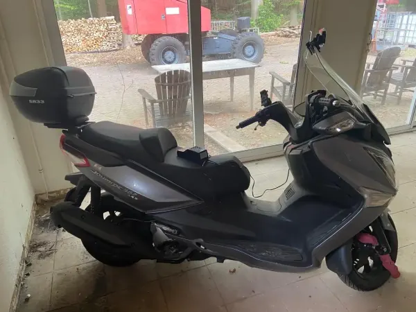 2016 SYM Joymax 300 - €1,900 (1/1)