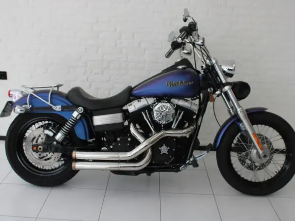 2010 Harley-Davidson Dyna Street Bob - € 9.950 (1/1)
