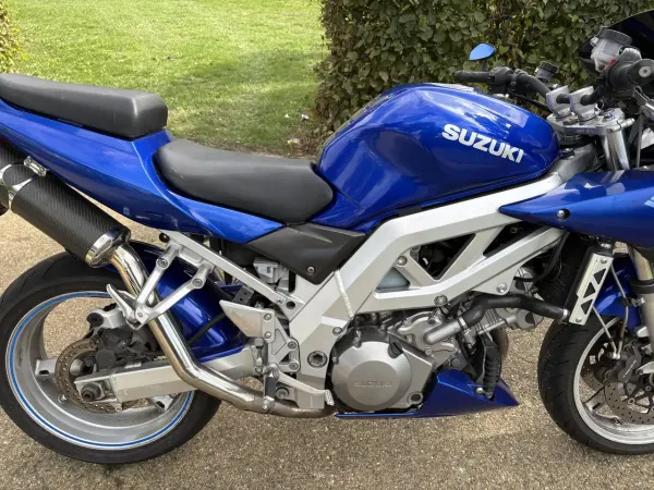 2003 Suzuki SV 1000 - € 2.100 (1/1)
