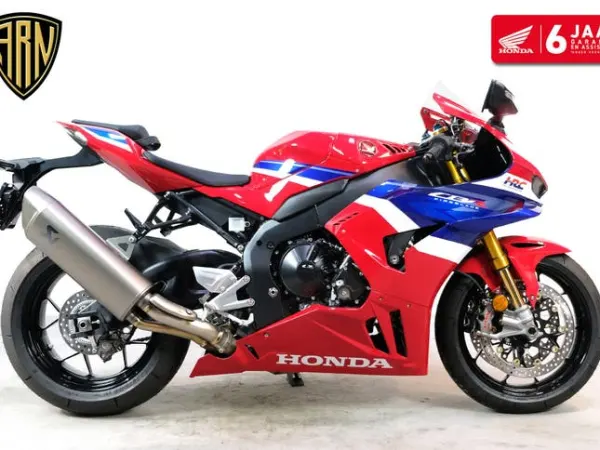 2026 Honda CBR 1000 RR-R Fireblade SP - € 32.499 (1/1)