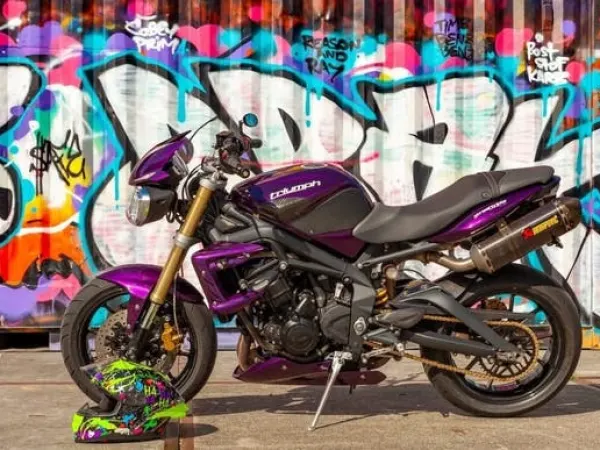 2012 Triumph Street Triple 2012 Uniek Opgebouwd Slechts 22.000km - €6,750 (1/1)