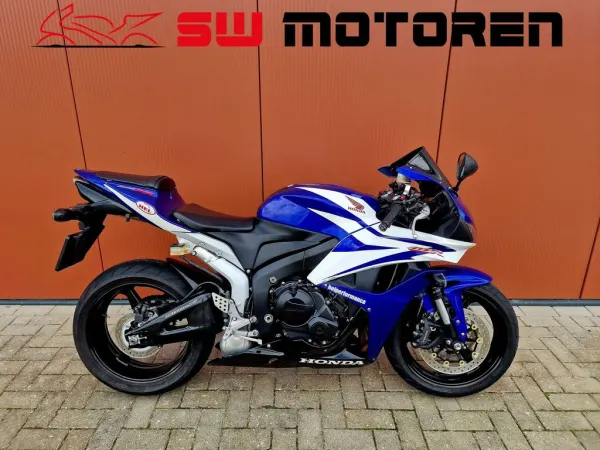 2007 Honda CBR 600 RR - € 5.999 (1/1)