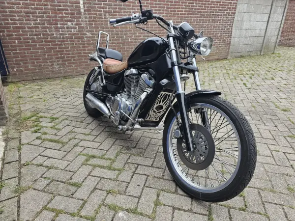 1993 Suzuki VS 800 - € 750 (1/1)