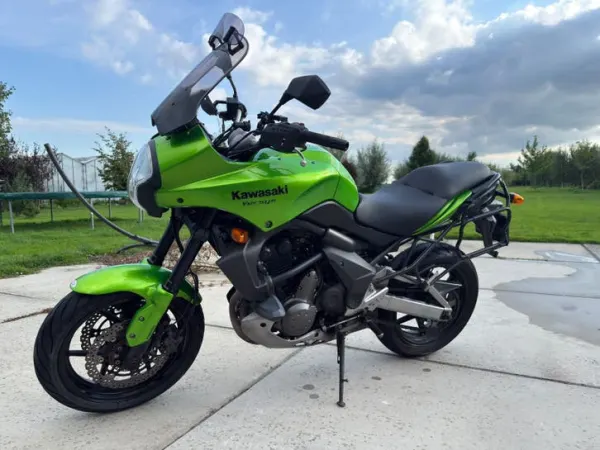 Year unknown Kawasaki Versys 650 - €2,995 (1/1)