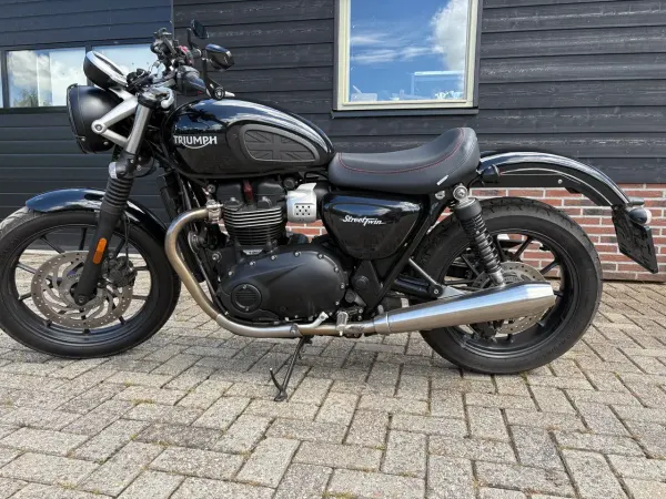 2016 Triumph Street Twin - €7,000 (1/1)