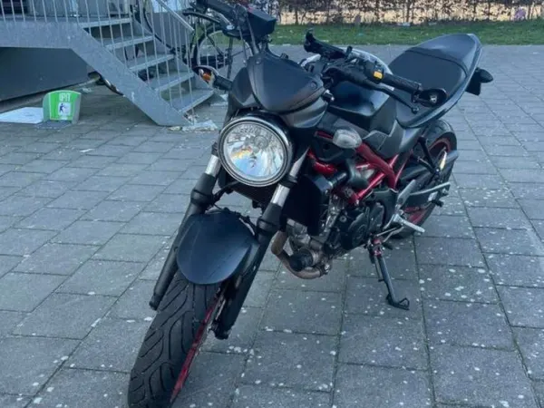 2020 Suzuki SV 650 - € 5.300 · Bieden (1/1)