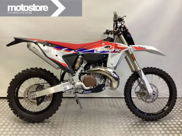 2026 Fantic XEF 250 - €12,799 (1/1)