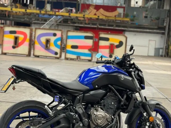 2018 Yamaha MT-07 - € 7.499 · Bieden (1/1)