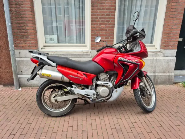 2000 Honda Transalp - €2,200 · Bidding (1/1)
