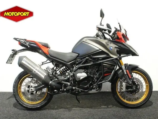 2026 QJMotor SRT 800 SX - € 10.699 (1/1)