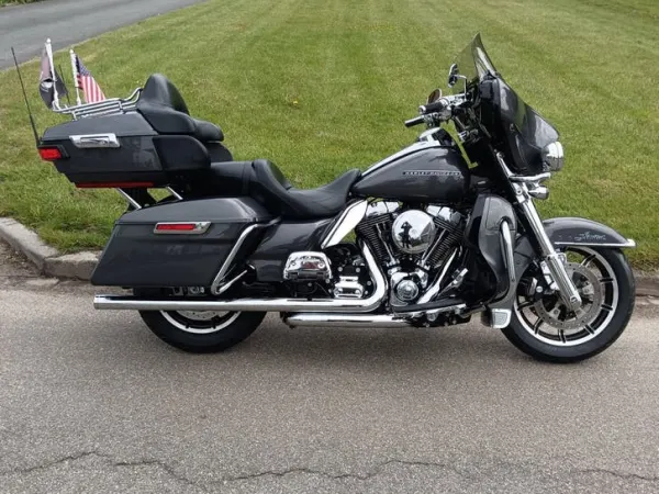 2014 Harley-Davidson Ultra Glide - € 16.500 (1/1)