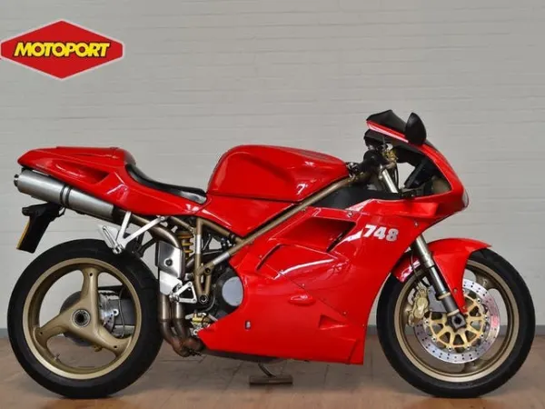 2000 Ducati 996 - € 6.990 · Bieden (1/1)