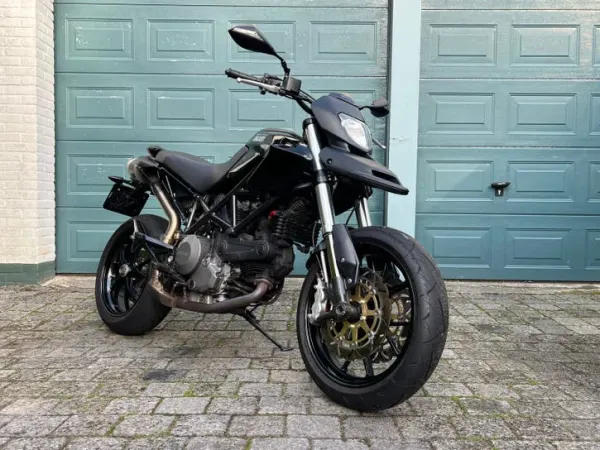 2011 Ducati Hypermotard 796 - €4,750 · Bidding (1/1)