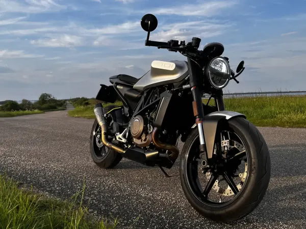 2018 Husqvarna Vitpilen - € 6.600 · Bieden (1/1)