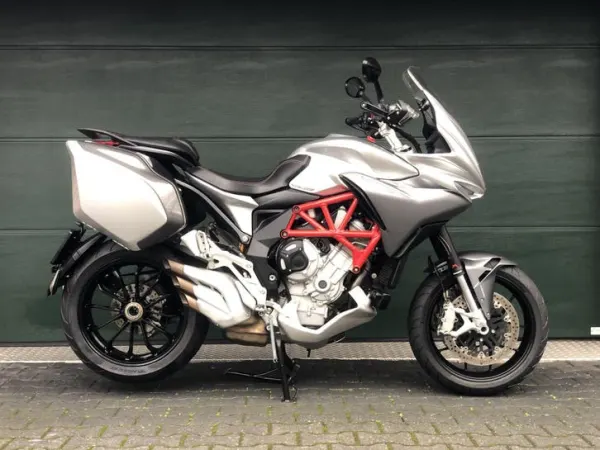 2016 MV Agusta Turismo Veloce ABS/DTC/QS-20 dkm-Tourismo Pack - € 9.950 (1/1)