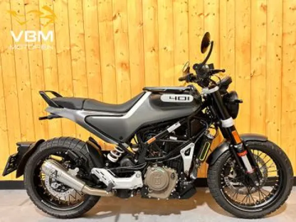 2023 Husqvarna Svartpilen 401 - € 4.995 (1/1)