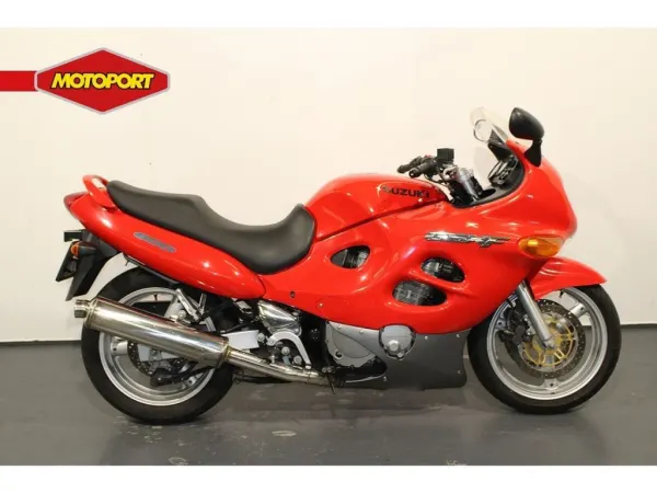 2000 Suzuki GSX 600 F - € 1.900 (1/1)