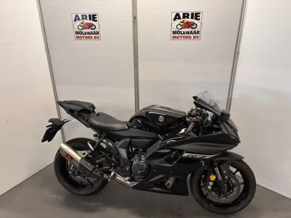 2024 Yamaha YZF R7 - €10,990 (1/1)