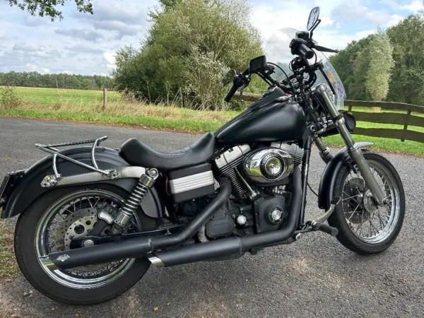 2007 Harley-Davidson Dyna Street Bob - Bieden (1/1)