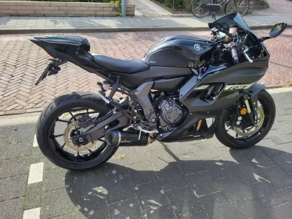2024 Yamaha Motoren - € 10.999 · Bieden (1/1)