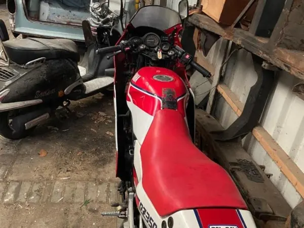 1988 Yamaha Motoren - Bieden (1/1)