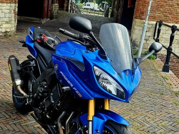 2012 Yamaha FZ 8 - €6,000 · Bidding (1/1)