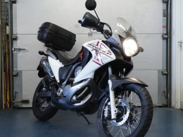 2010 Honda Transalp XL700VA - € 4.950 (1/1)