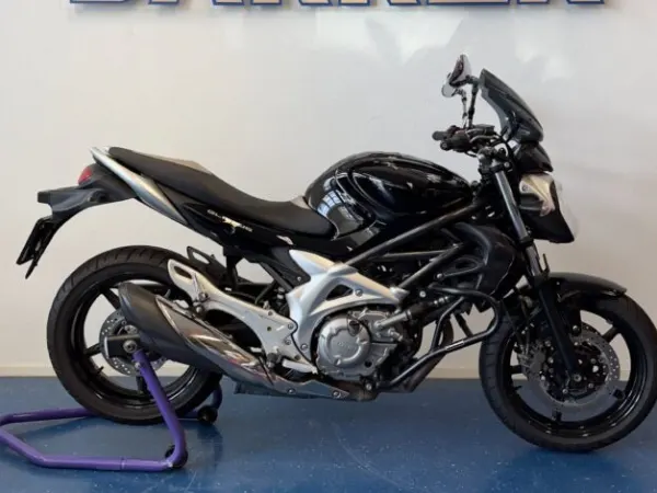2011 Suzuki Gladius - € 3.850 (1/1)
