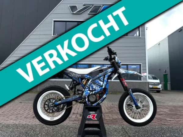 Bouwjaar onbekend Sur-Ron Supermoto Ultra Bee 60 pk A1 Rijbewijs Supermotard - € 8.450 (1/1)