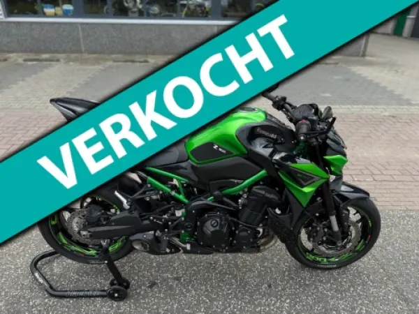 Bouwjaar onbekend Kawasaki Z900 Naked Quick Shifter Side Wings enz - € 8.950 (1/1)