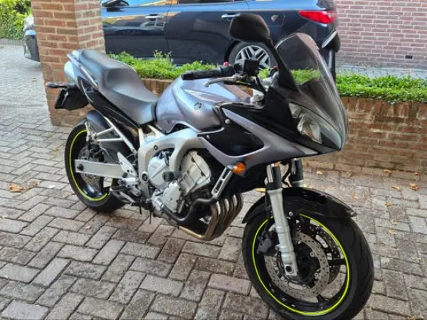 Year unknown Yamaha FZ 6 - €3,195 · Bidding (1/1)