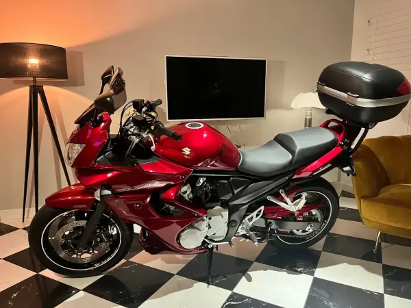 2008 Suzuki Bandit 650 - € 3.750 (1/1)