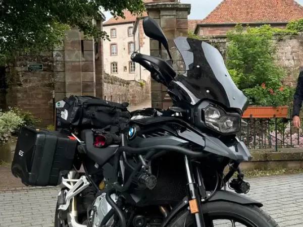 2023 BMW F 750 GS - €11,000 (1/1)