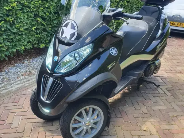2010 Piaggio MP3 400 - €2,950 (1/1)