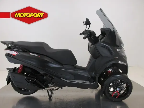 2024 Piaggio MP3 400 - €11,990 (1/1)