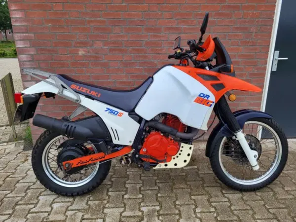 1989 Suzuki DR Big - € 2.500 · Bieden (1/1)