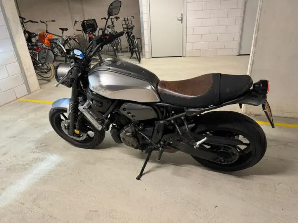 2016 Yamaha XSR 700 - €4,999 · Bidding (1/1)