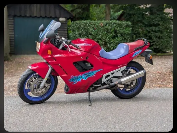 1995 Suzuki GSX 600 - € 850 (1/1)
